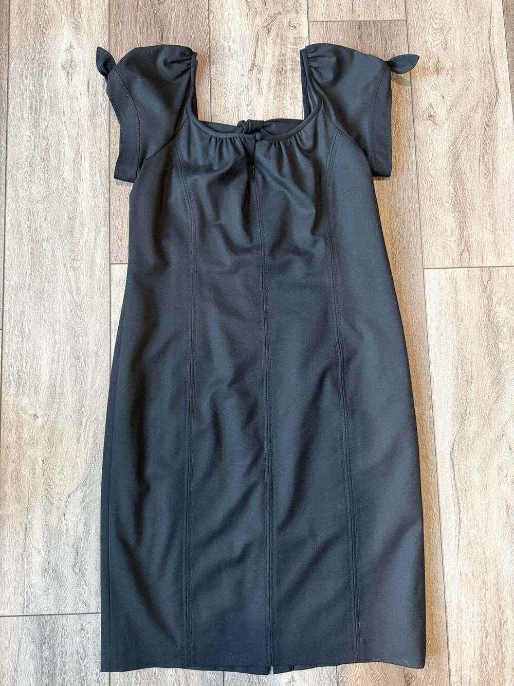 Lafayette 148 New York Dress Size 10 Black Wool Bow Accent